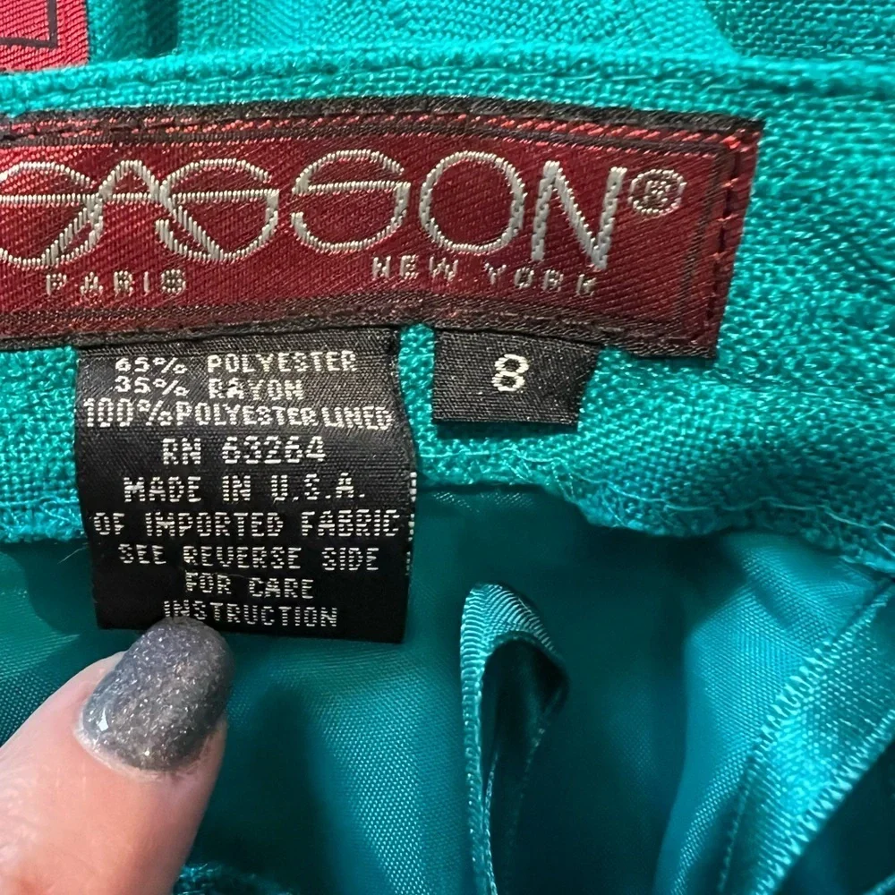 Vintage Sassoon Teal Skirt Suit With Gold Tone Buttons 2 Pcs Set Size 8 - Picture 12 of 13